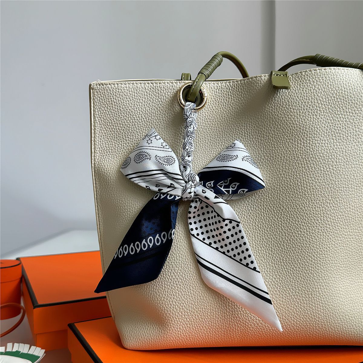 Elegante Lazo de Seda Multicol - Women Bags Ysl reseña y precio